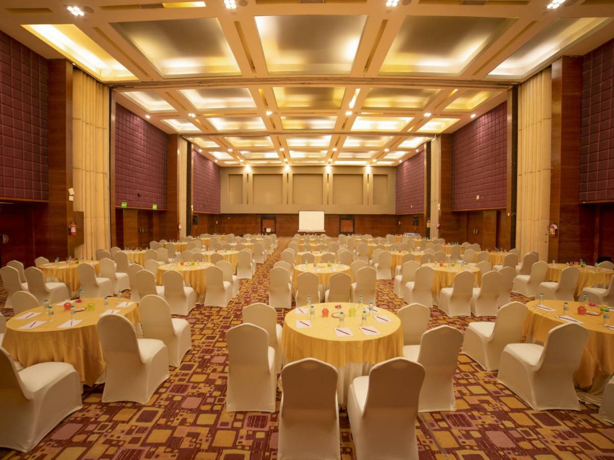 The Orchid Hotel Hinjewadi Pune Exteriör bild The Grand Ballroom